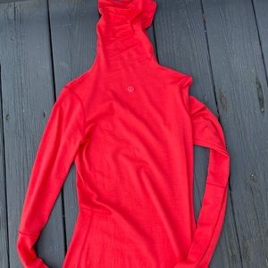 Lululemon Coral Turtleneck with Thumb Holes
